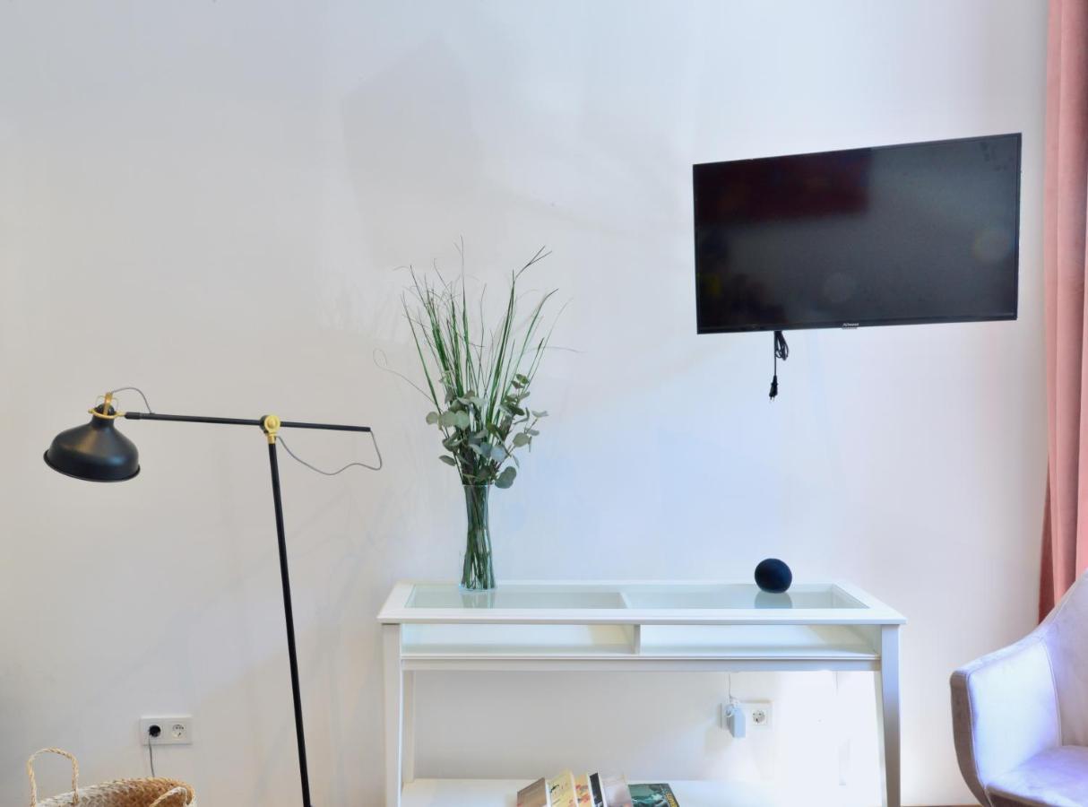 דירות וינה Charming Studio In Servitenviertel I מראה חיצוני תמונה